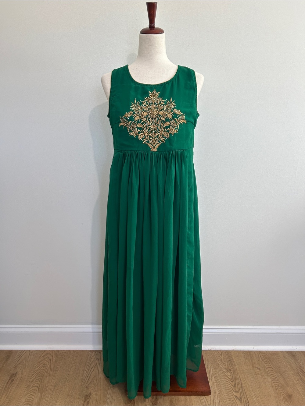 Trishaa Indian Green‎ Sleeveless Maxi Dress Gold Embroidery Size Large